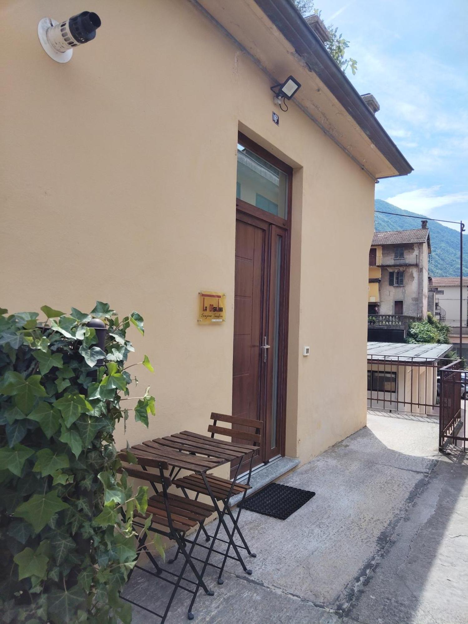 La Casalina Apartment Оменя Екстериор снимка